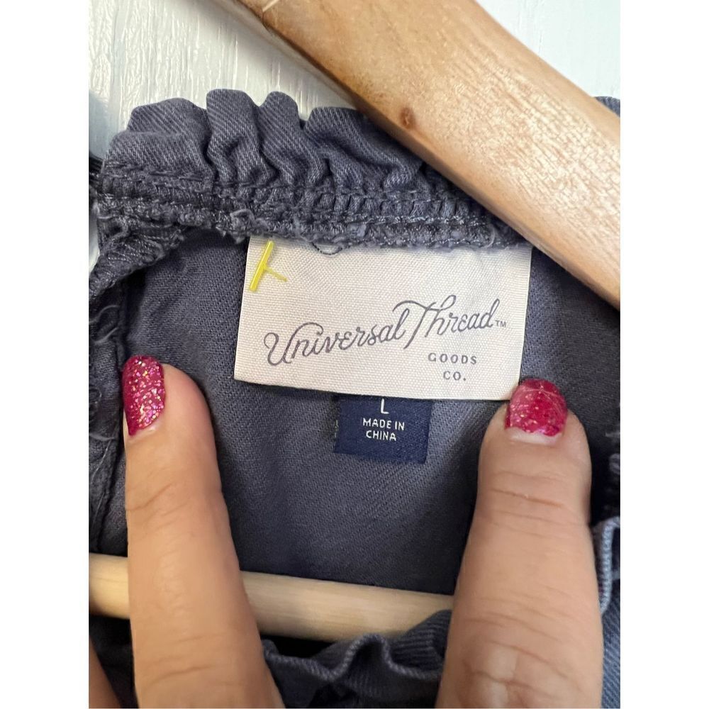 Universal Thread Blouse  - Picture 2 of 4